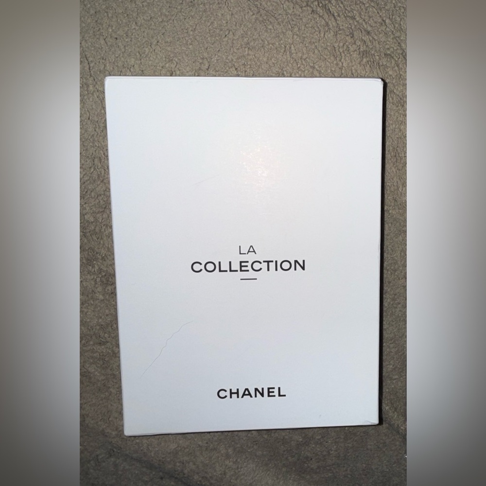 CHANEL La Collection Black and White Set